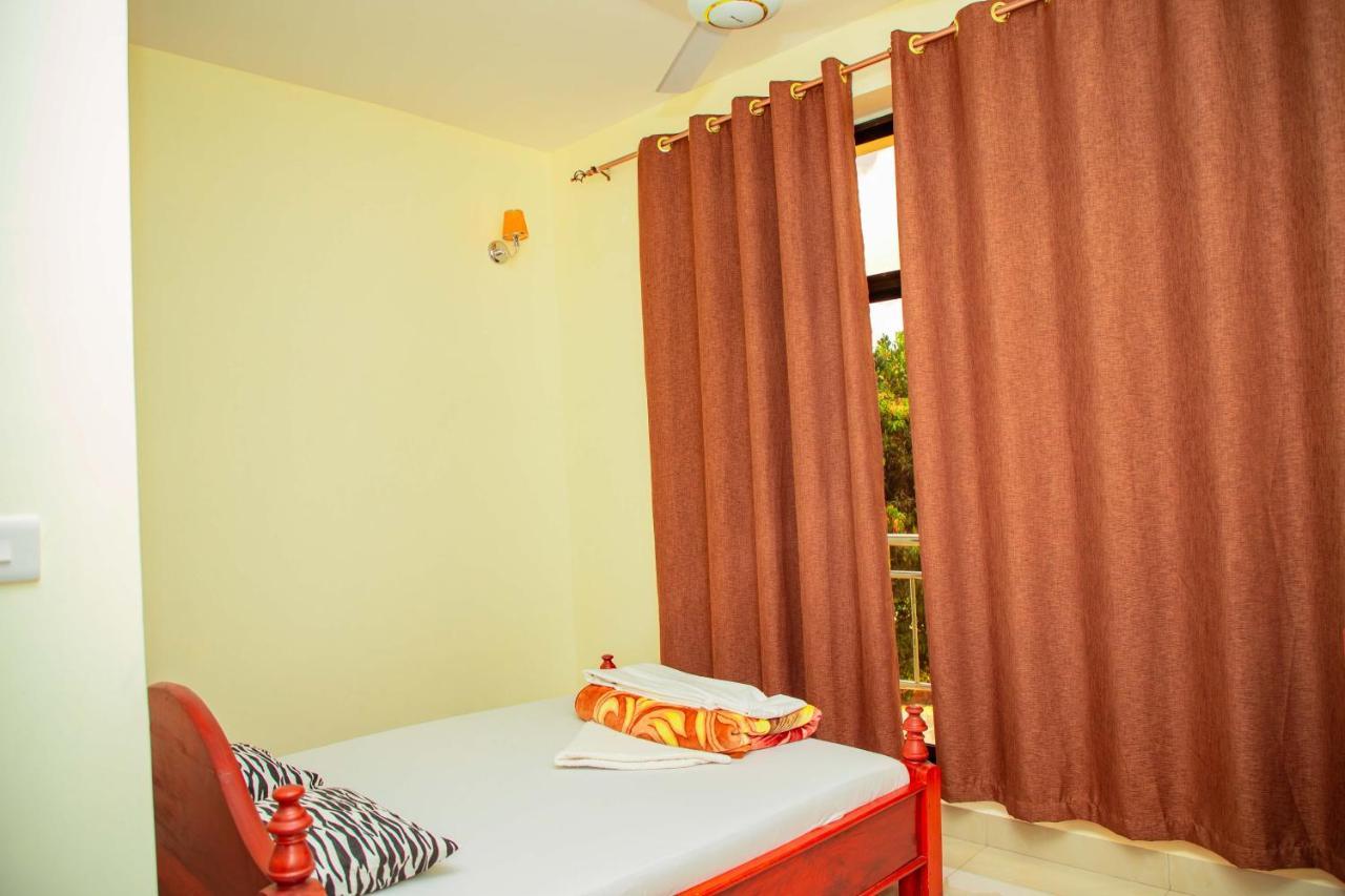 Africa Natural Tours - Kilimanjaro White House Hotel Moshi Zewnętrze zdjęcie