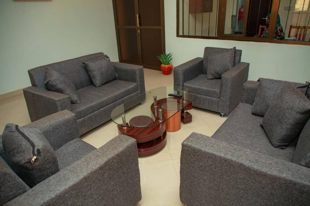 Africa Natural Tours - Kilimanjaro White House Hotel Moshi Zewnętrze zdjęcie