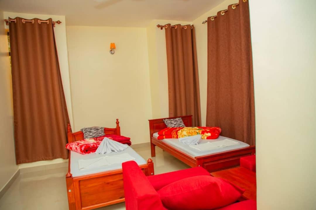 Africa Natural Tours - Kilimanjaro White House Hotel Moshi Zewnętrze zdjęcie