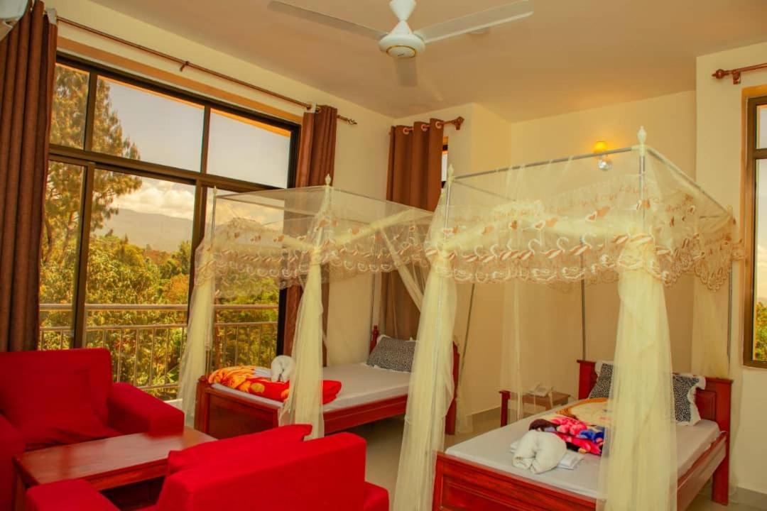 Africa Natural Tours - Kilimanjaro White House Hotel Moshi Zewnętrze zdjęcie